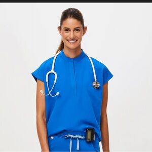 FIGS Rafaela oversized scrub top